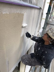外壁の下塗り