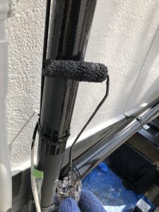 樋の下塗り