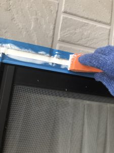 サッシ廻りシーリング増し打ち
