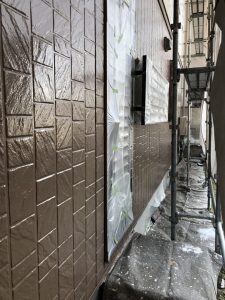 1階部分の上塗り