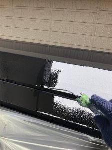 シャッターボックス下塗り