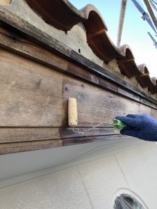 破風板の塗装