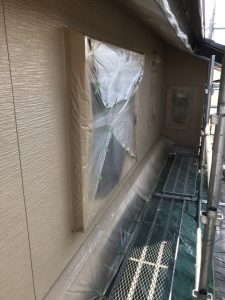 外壁　吹き付け作業