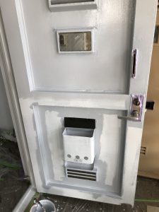 玄関ドア塗装