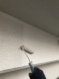 外壁の上塗り
