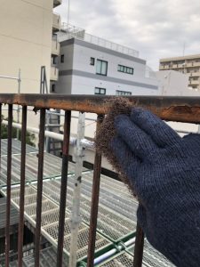 屋上の手摺塗装