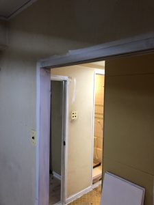 木枠部の下塗り