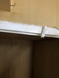 木枠部の中塗り