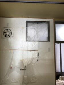 名古屋市千種区にて店舗内装塗装　施工前写真