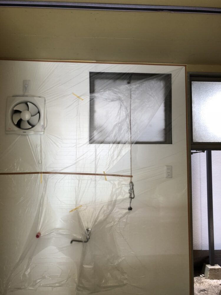 名古屋市千種区にて店舗内装塗装 施工前写真