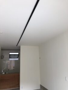 名古屋市千種区にて店舗内装塗装　施工後写真