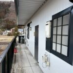 松本市にて屋根・外壁塗装〈割れ・捲れの激しい経年劣化〉